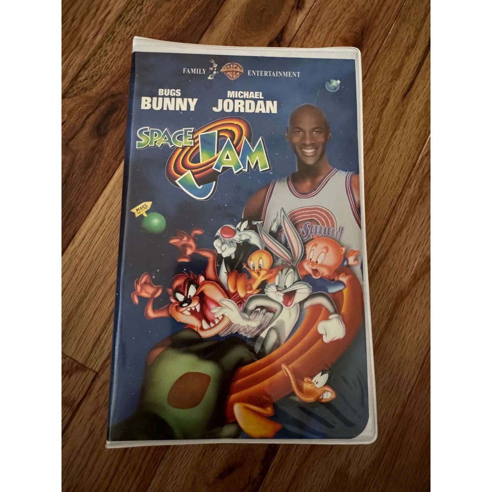 Space Jam VHS 1996 Michael Jordan Looney Tunes Clamshell Case 16400
